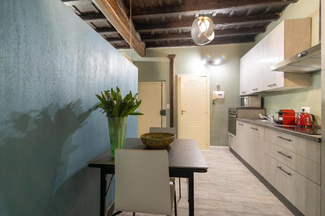 Romeathome Deluxe Suite Campo Dei Fiori Exterior photo