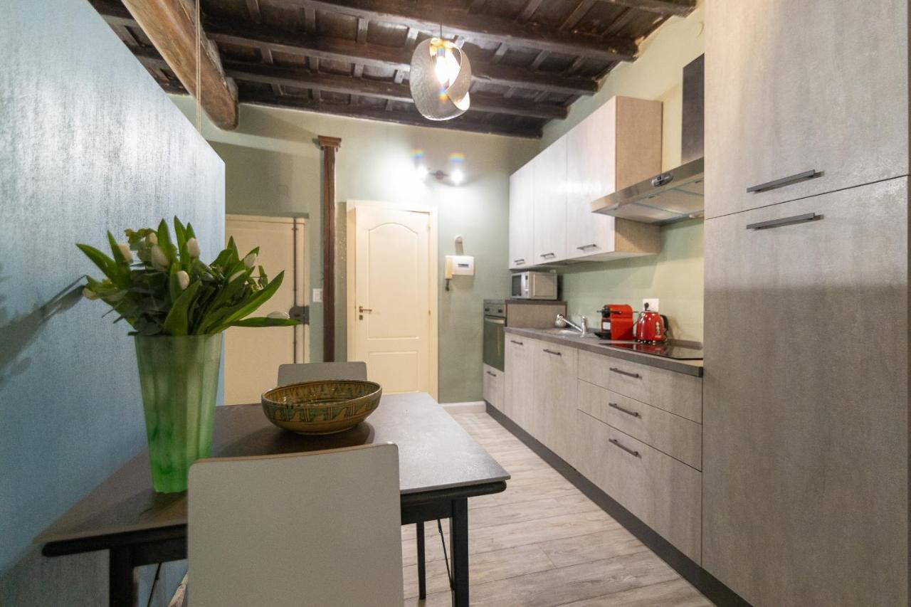 Romeathome Deluxe Suite Campo Dei Fiori Exterior photo